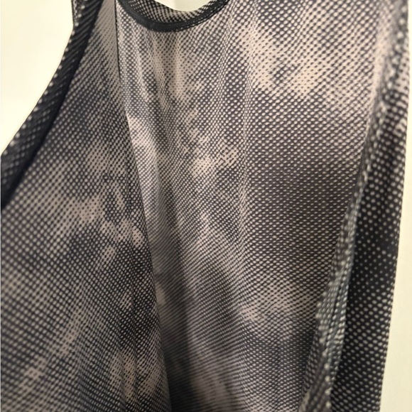 Athleta Ultimate Train Racerback Tank Top Nebula Digital Size XL - Picture 9 of 10